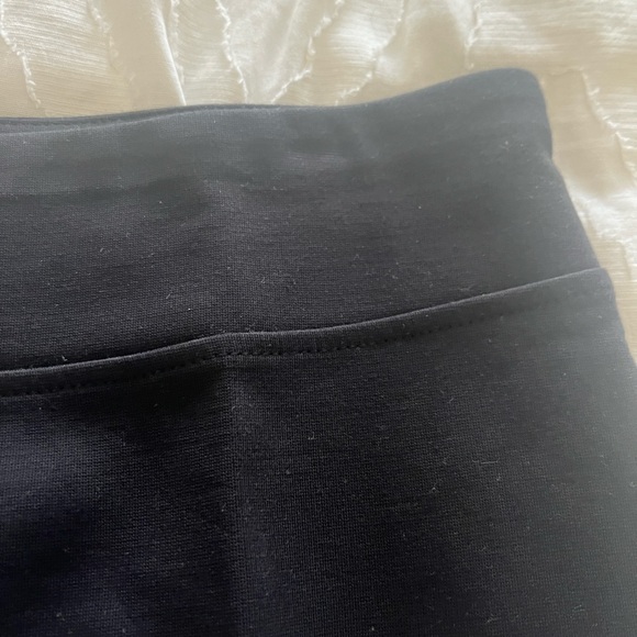 Jockey Classic Black Straight Skirt - Picture 9 of 10